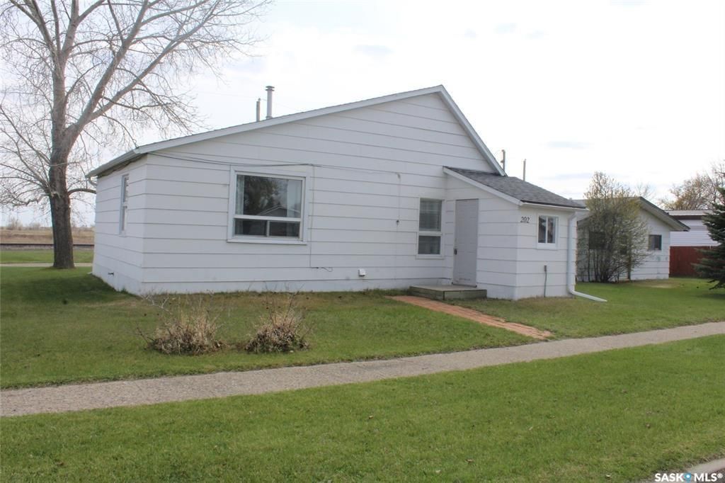 I have sold a property at 202 Carbon AVE in Bienfait
